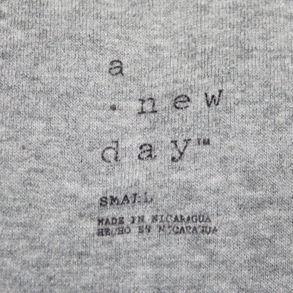 🌫️ A New Day · Gray V-Neck Tee · Size Small - Picture 2 of 5